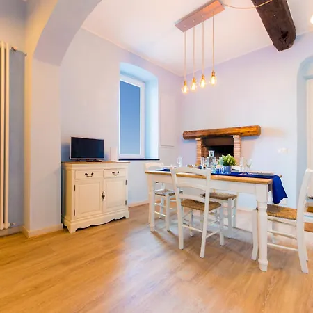 Casaviva - Seafront Haven In