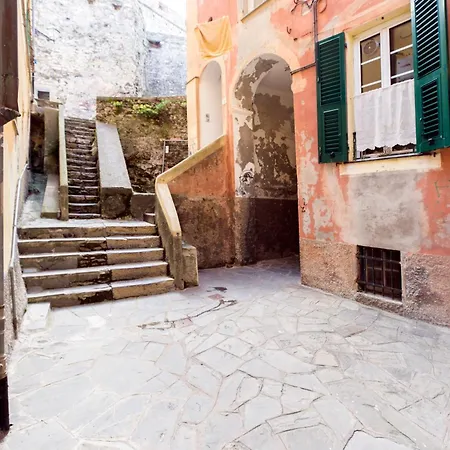 Casaviva - Seafront Haven In *