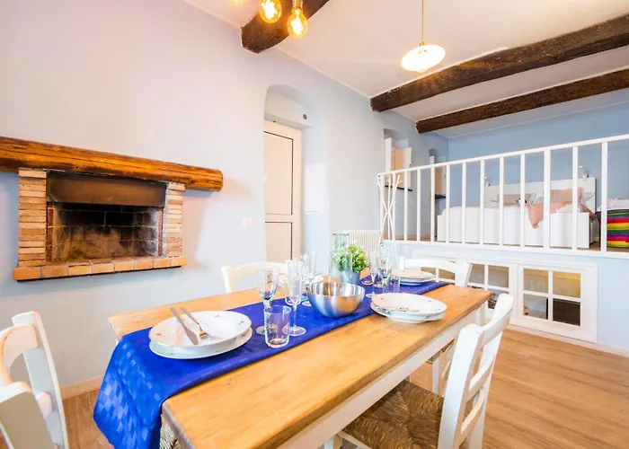 Casaviva - Seafront Haven In Apartman *